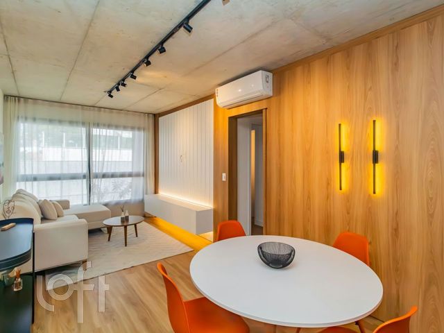 Apartamento com 67m², 2 dormitórios, 1 suíte, 1 vaga, Petrópolis em Porto Alegre