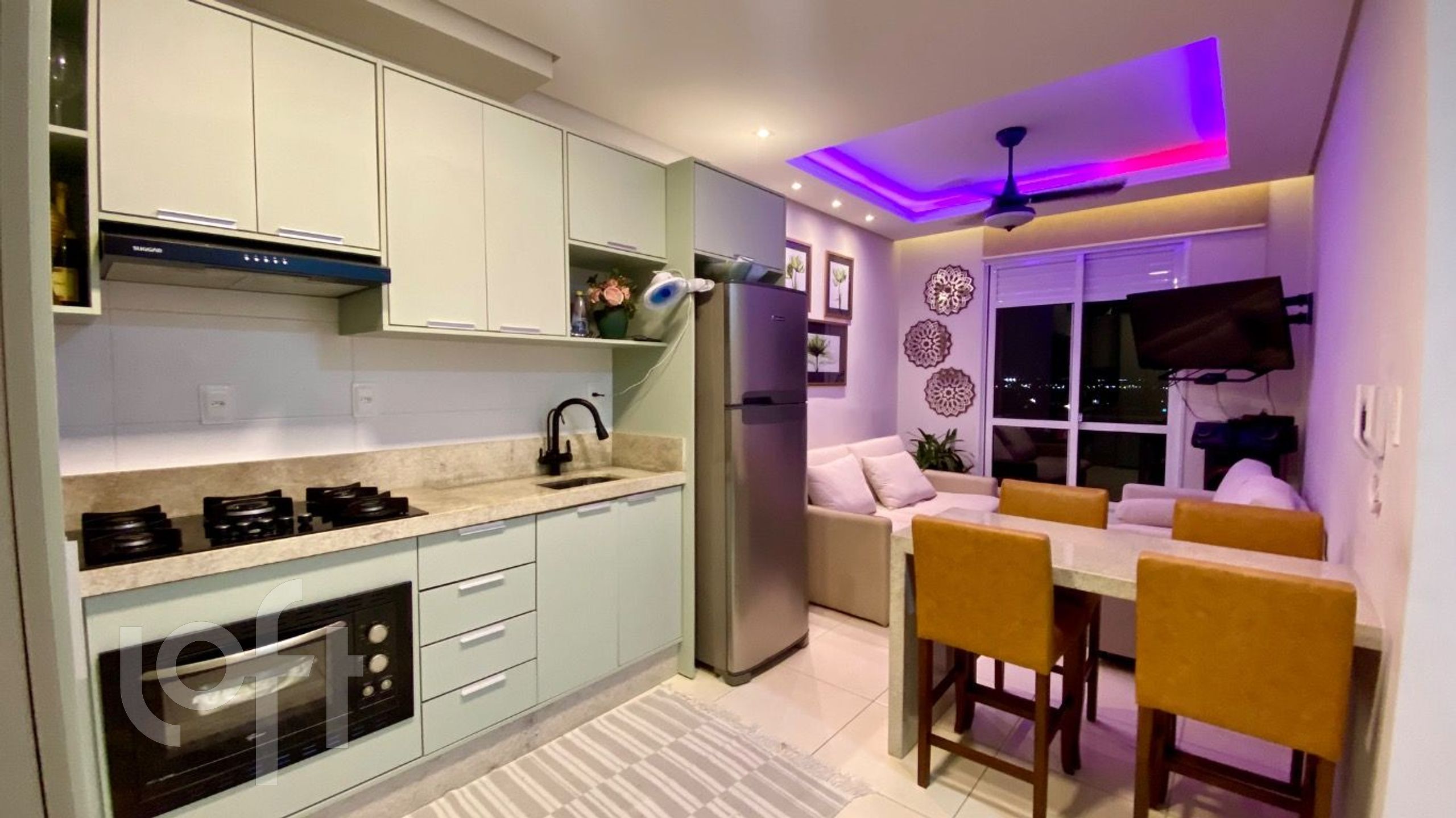 Apartamento à venda em Praia do Pontal com 50 m², 2 quartos, 1 vaga