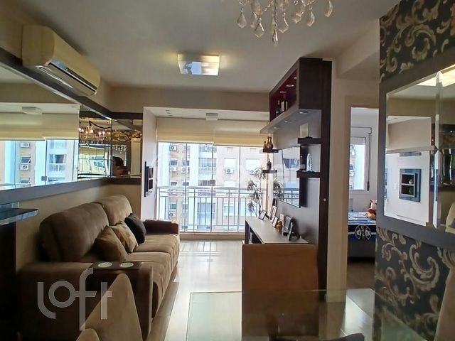 Apartamento com 62m², 2 dormitórios, 1 suíte, 1 vaga, Vila Ipiranga em Porto Alegre