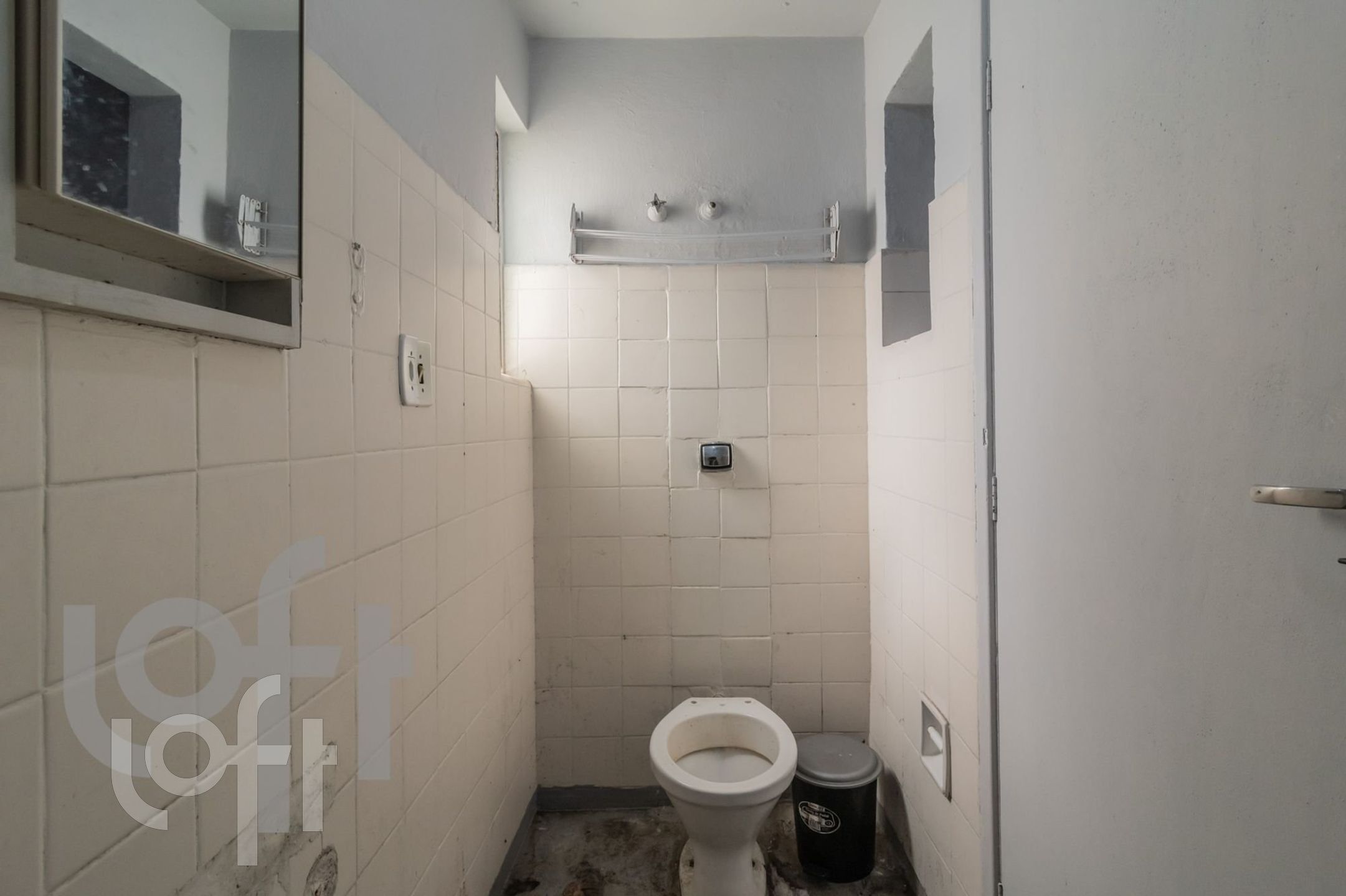 Apartamento à venda com 1 quarto, 37m² - Foto 21