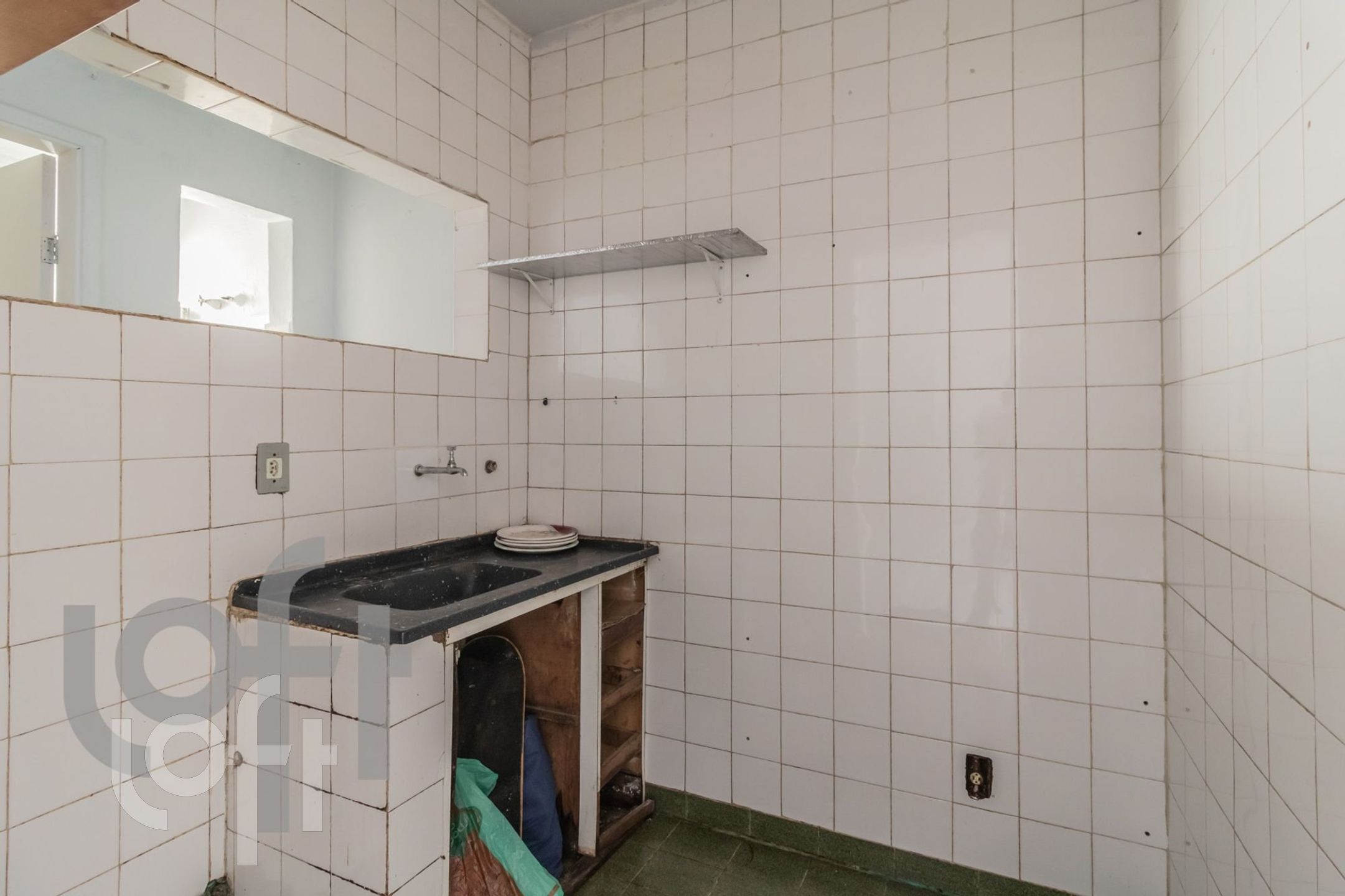 Apartamento à venda com 1 quarto, 37m² - Foto 11