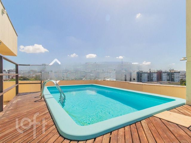 Apartamento com 77m², 2 dormitórios, 1 suíte, 1 vaga, Menino Deus em Porto Alegre