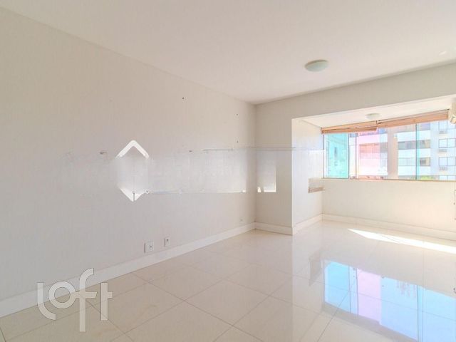 Apartamento com 77m², 2 dormitórios, 1 suíte, 1 vaga, Menino Deus em Porto Alegre