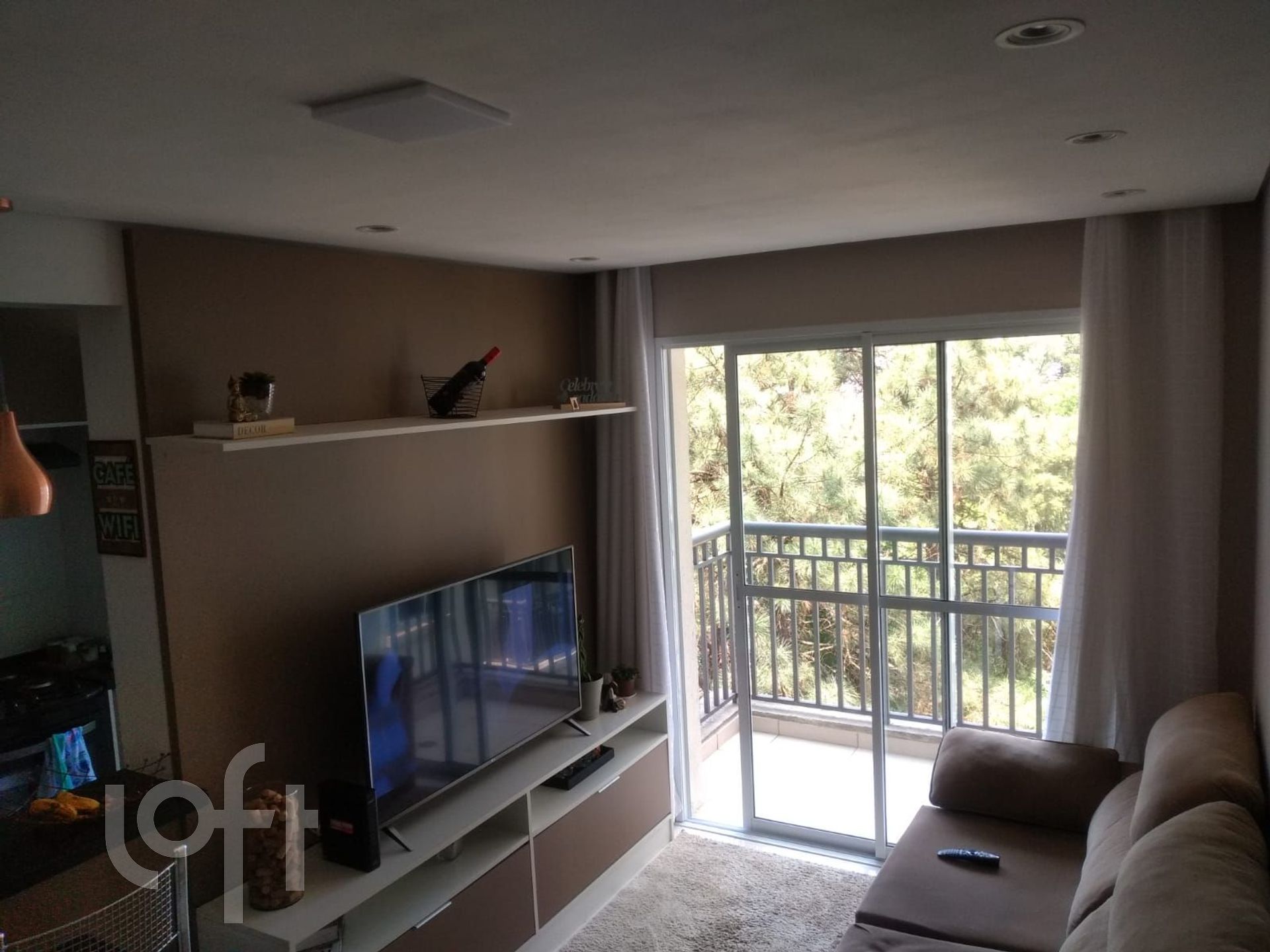 Apartamento à venda com 2 quartos, 61m² - Foto 1