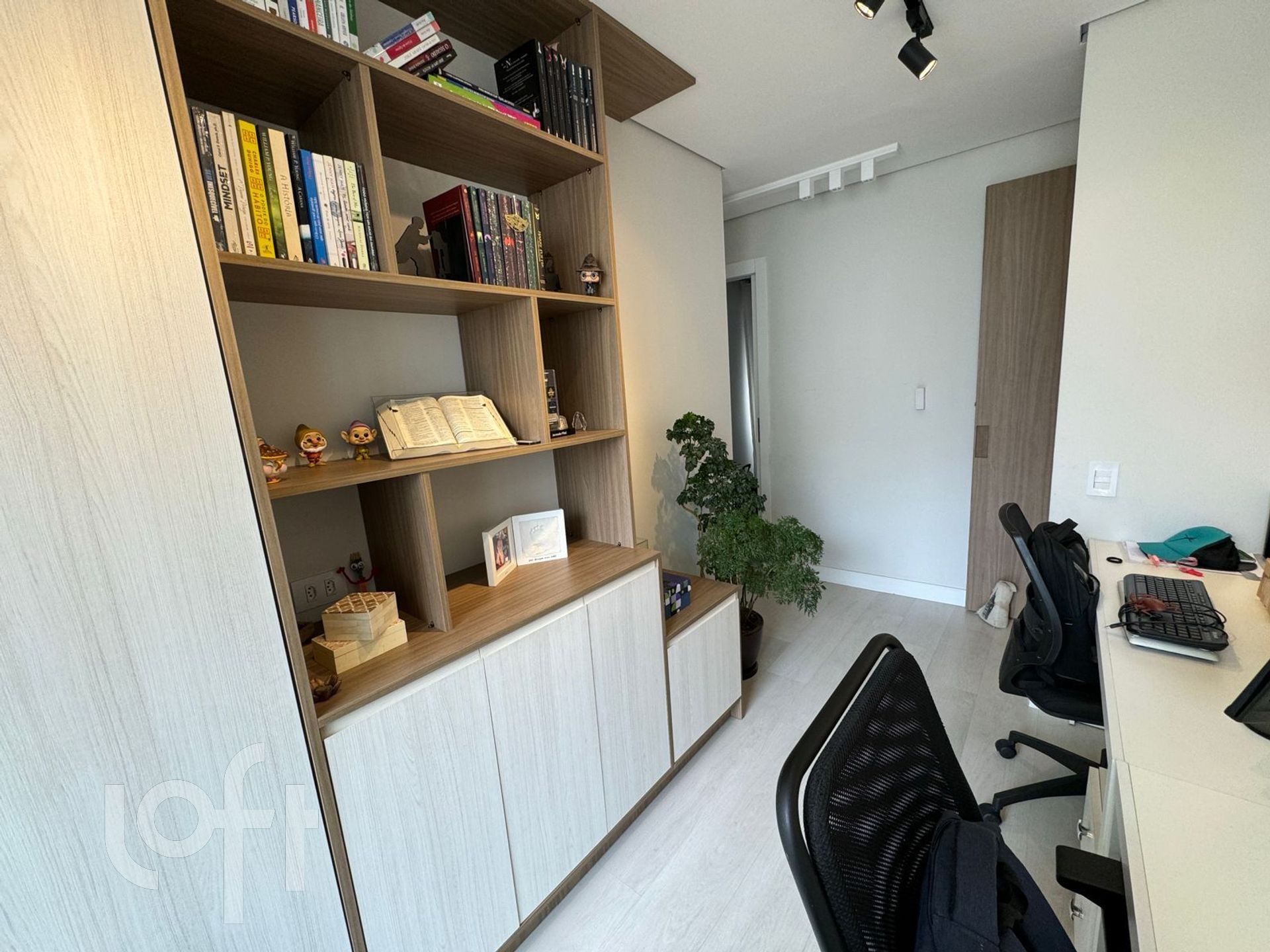 Apartamento à venda com 4 quartos, 113m² - Foto 11