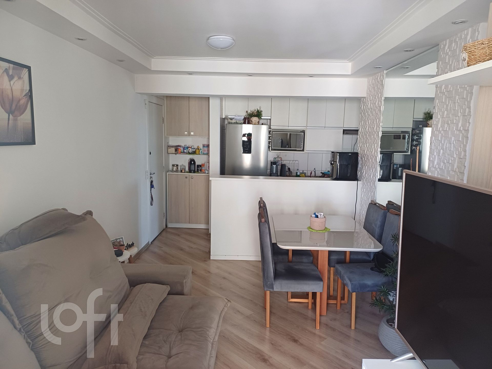 Apartamento à venda com 1 quarto, 57m² - Foto 1