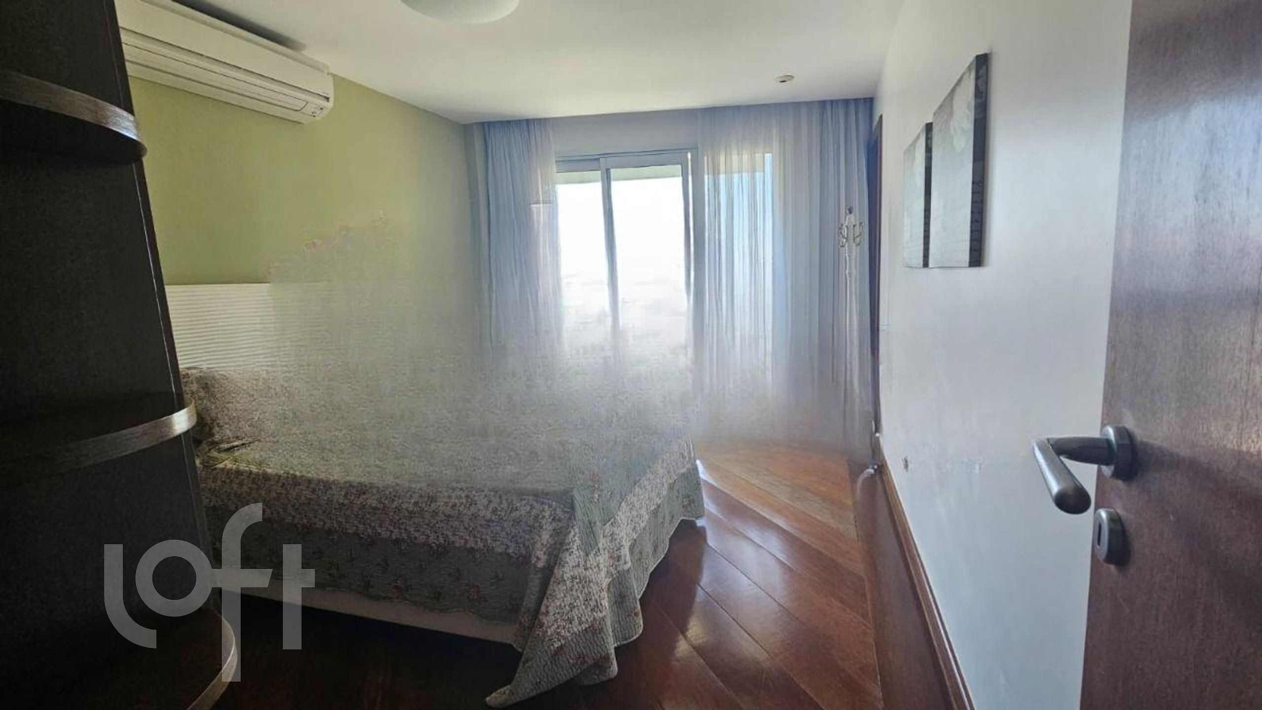 Apartamento à venda com 5 quartos, 215m² - Foto 17