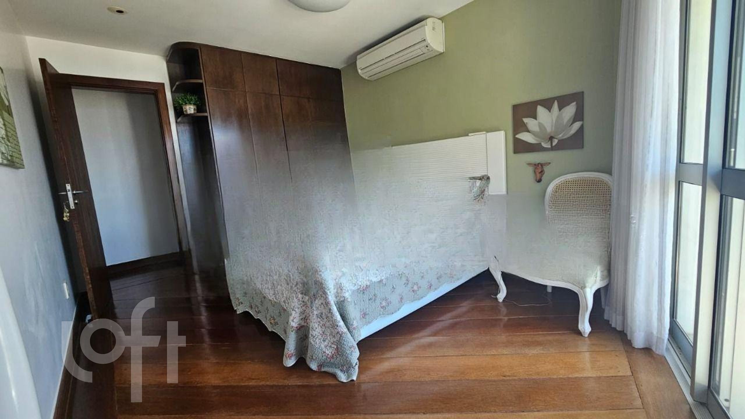 Apartamento à venda com 5 quartos, 215m² - Foto 18