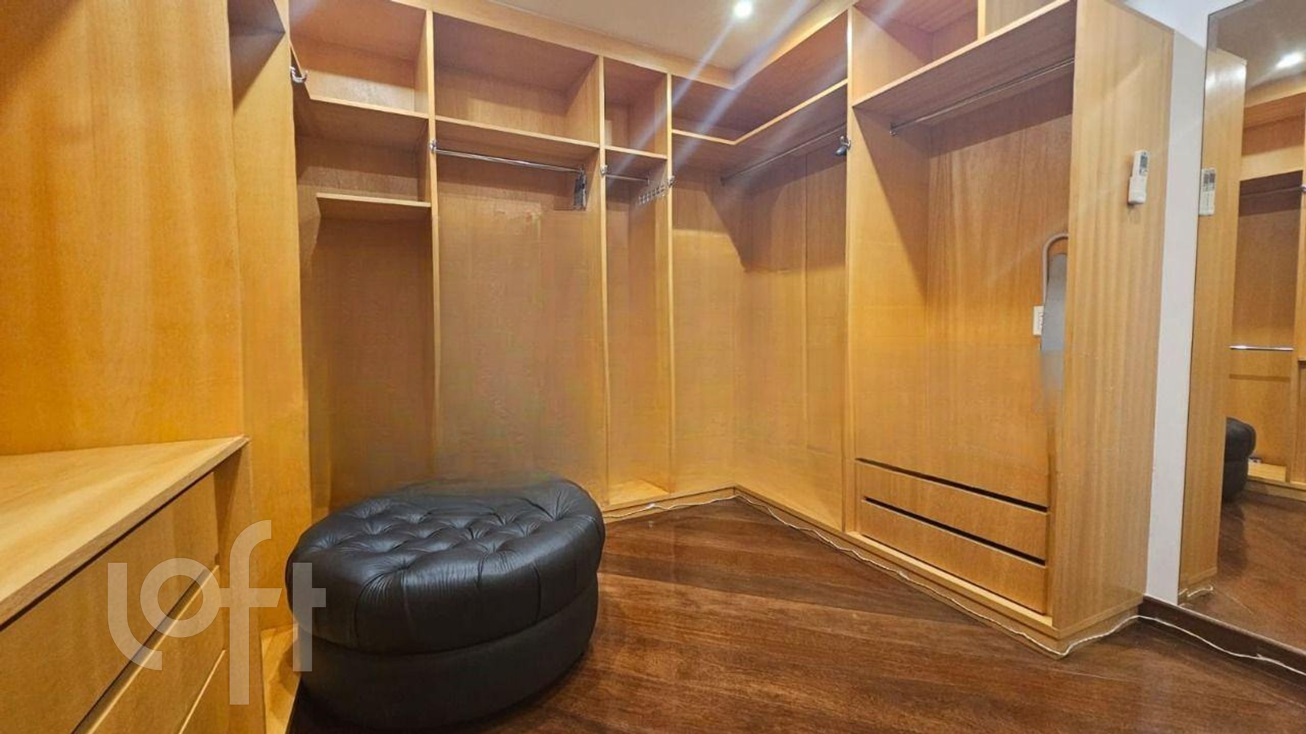 Apartamento à venda com 5 quartos, 215m² - Foto 23