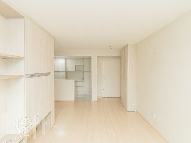 Apartamento com 74m², 2 dormitórios, 2 vagas, Jardim Botânico em Porto Alegre