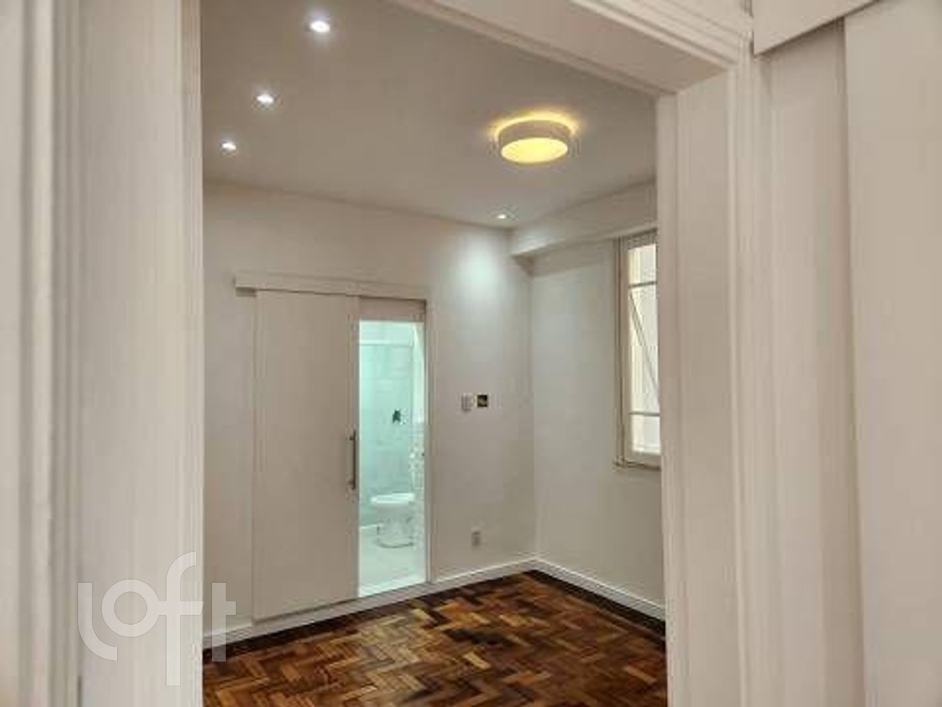 Apartamento à venda com 2 quartos, 87m² - Foto 10