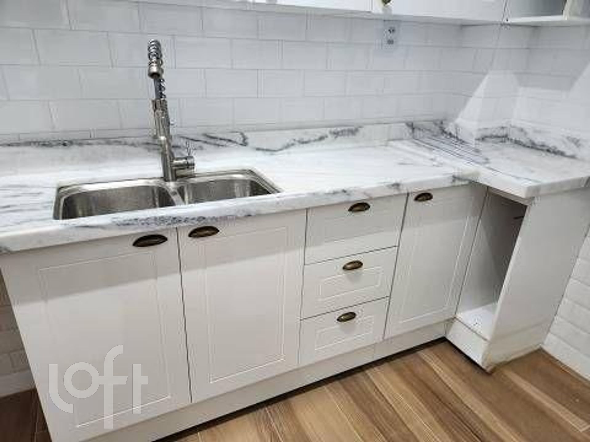 Apartamento à venda com 2 quartos, 87m² - Foto 23