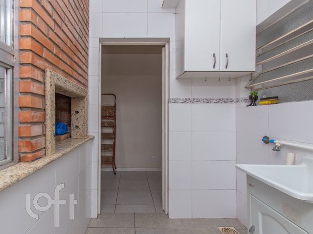 Apartamento com 131m², 3 dormitórios, 2 suítes, Menino Deus em Porto Alegre