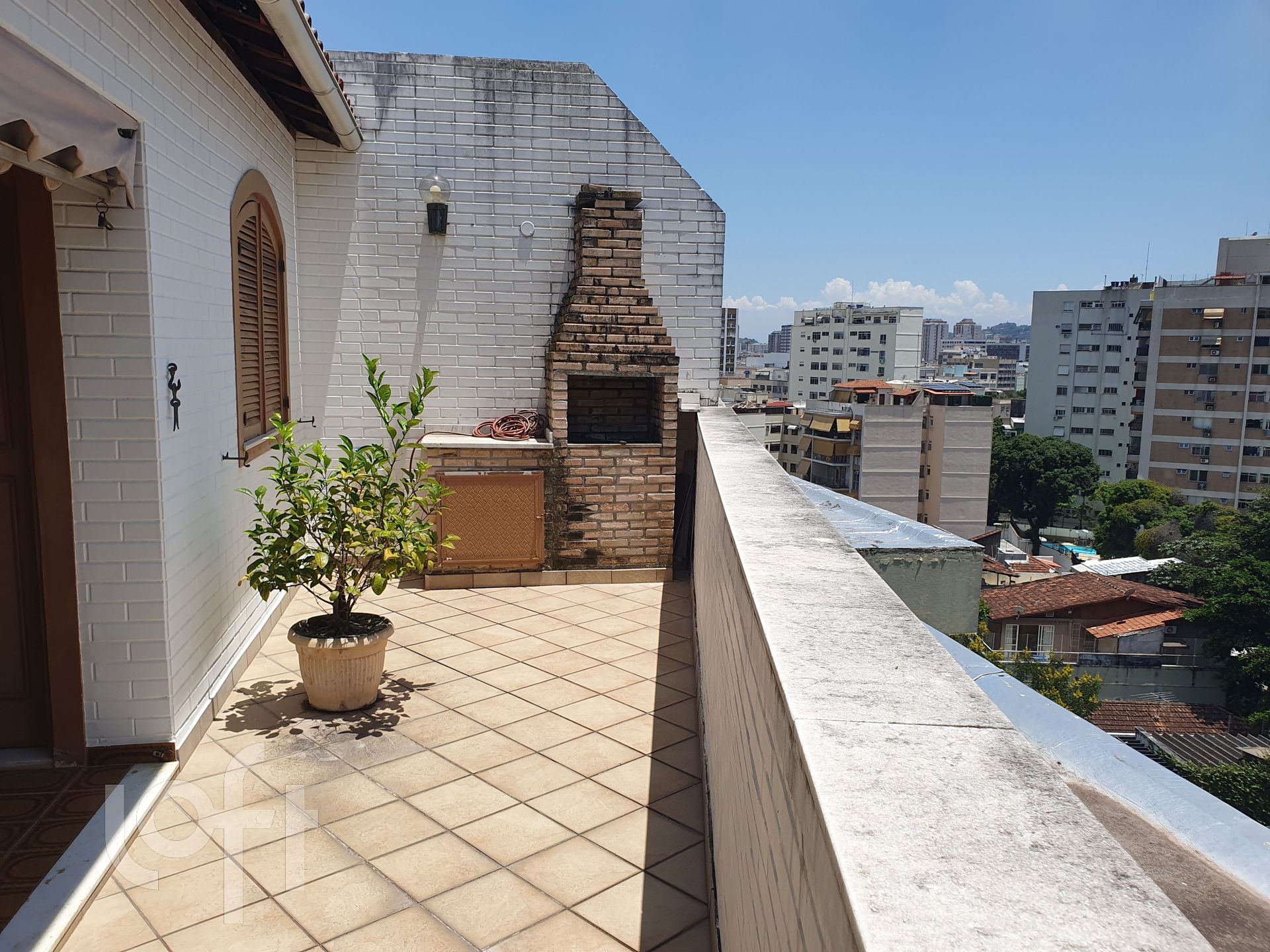 Apartamento à venda com 4 quartos, 157m² - Foto 6