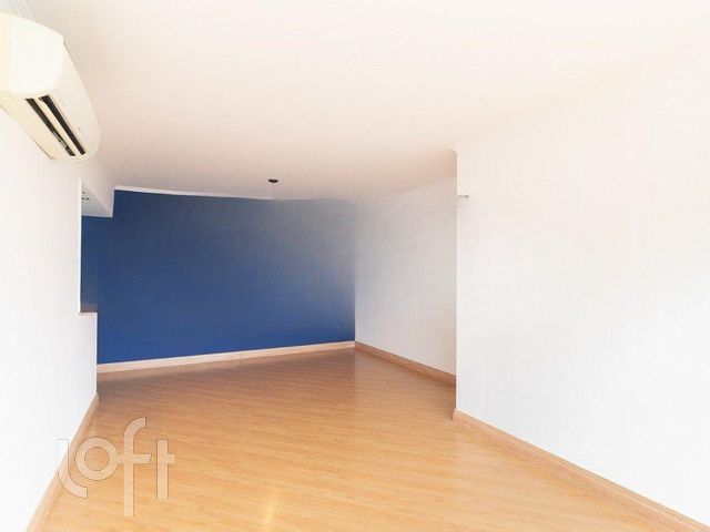 Apartamento com 89m², 3 dormitórios, 1 suíte, 1 vaga, Menino Deus em Porto Alegre