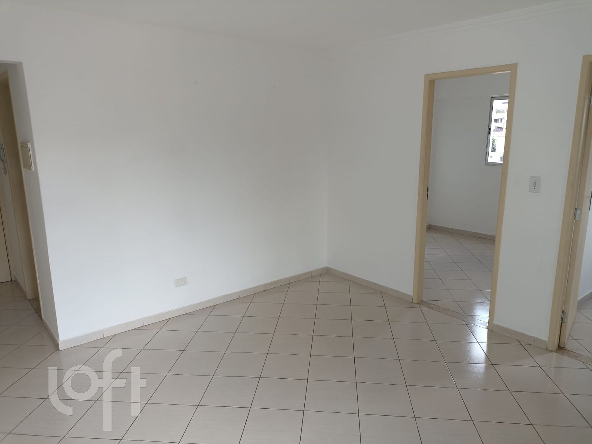 Apartamento à venda com 2 quartos, 62m² - Foto 3