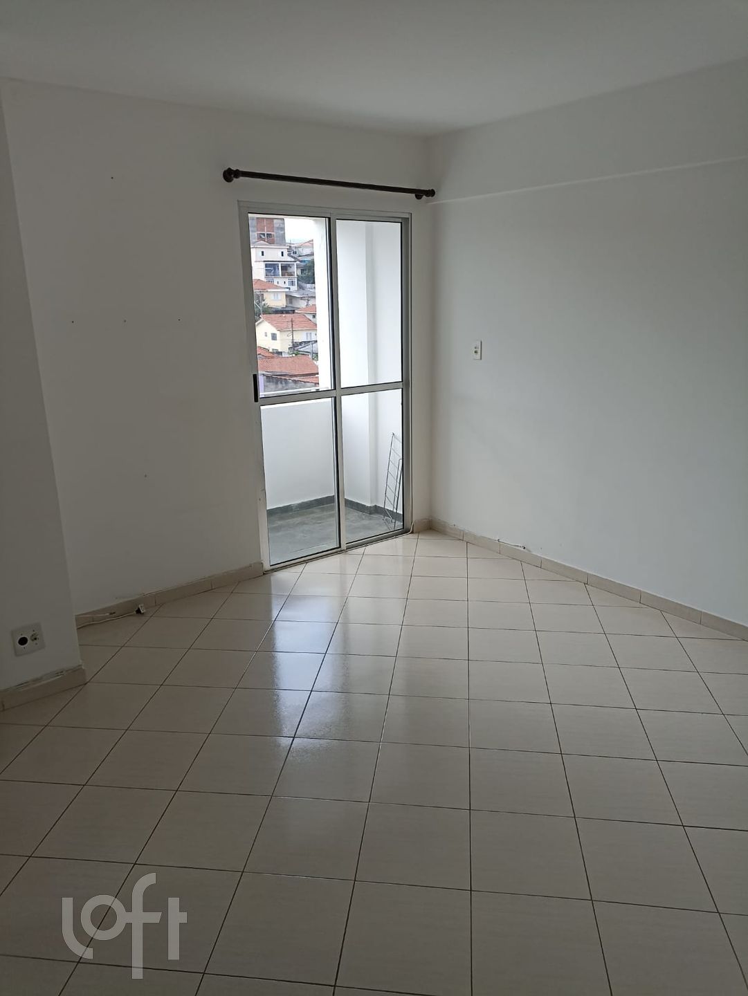 Apartamento à venda com 2 quartos, 62m² - Foto 2