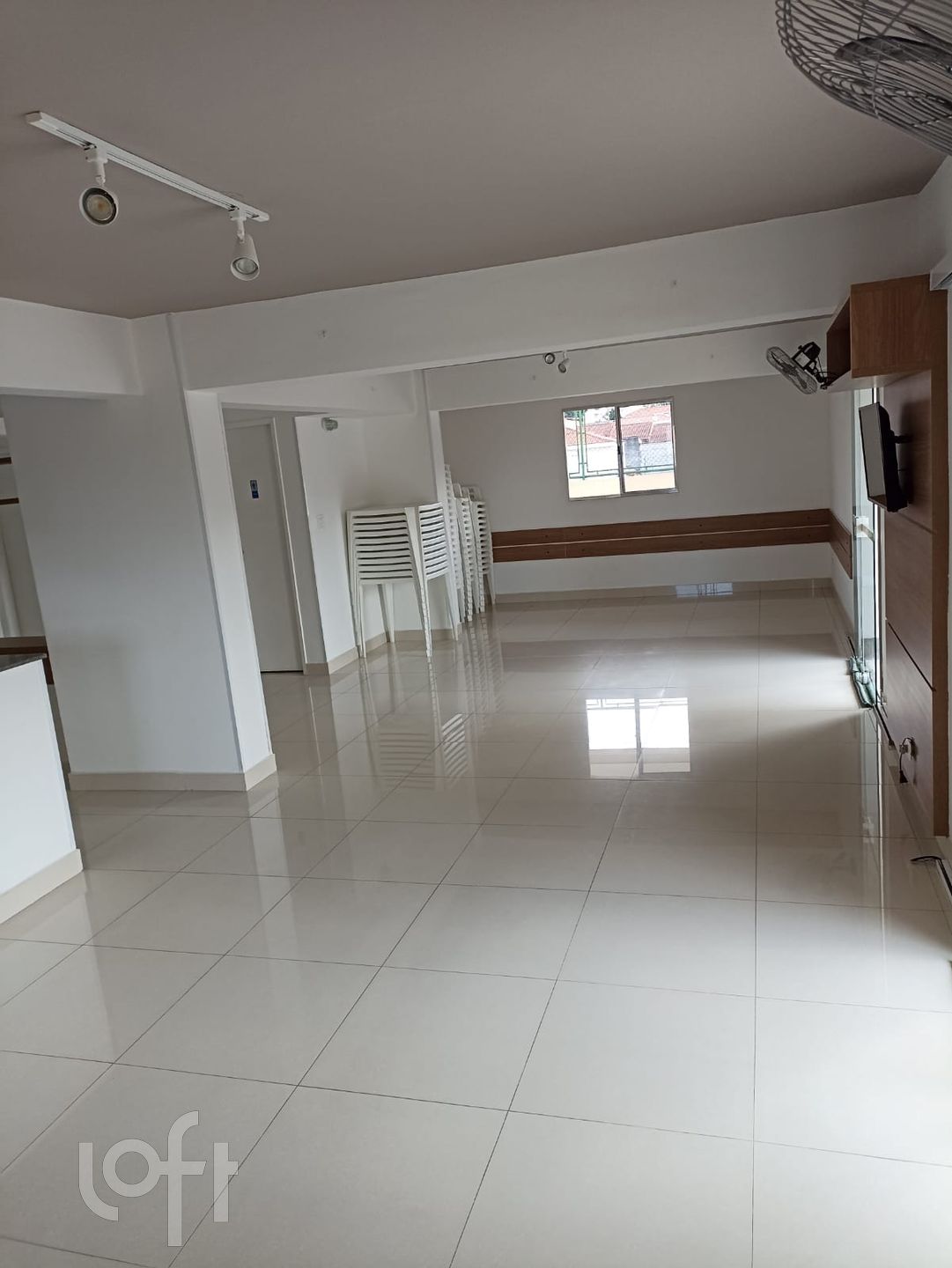 Apartamento à venda com 2 quartos, 62m² - Foto 19