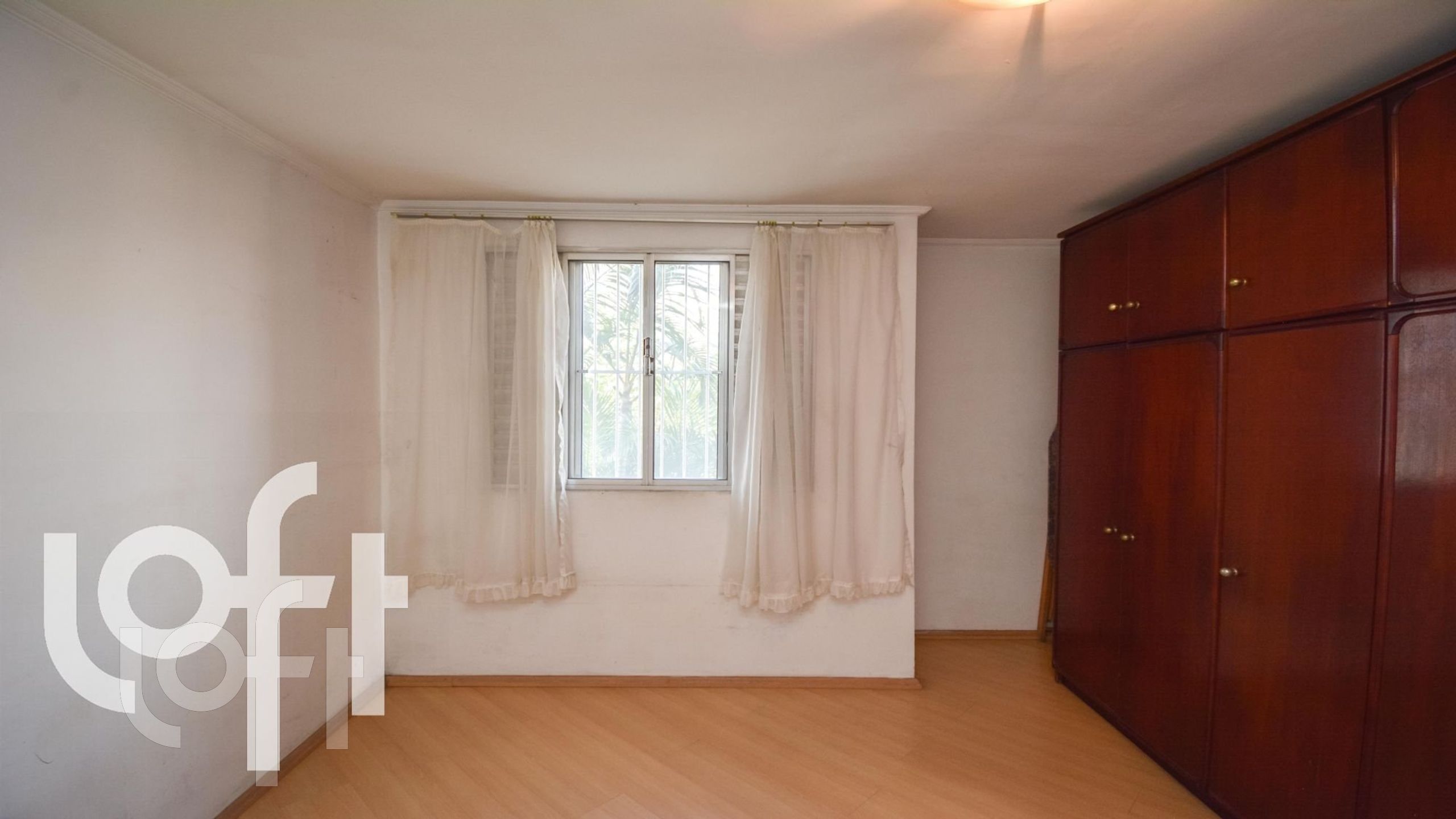 Apartamento à venda com 2 quartos, 101m² - Foto 2