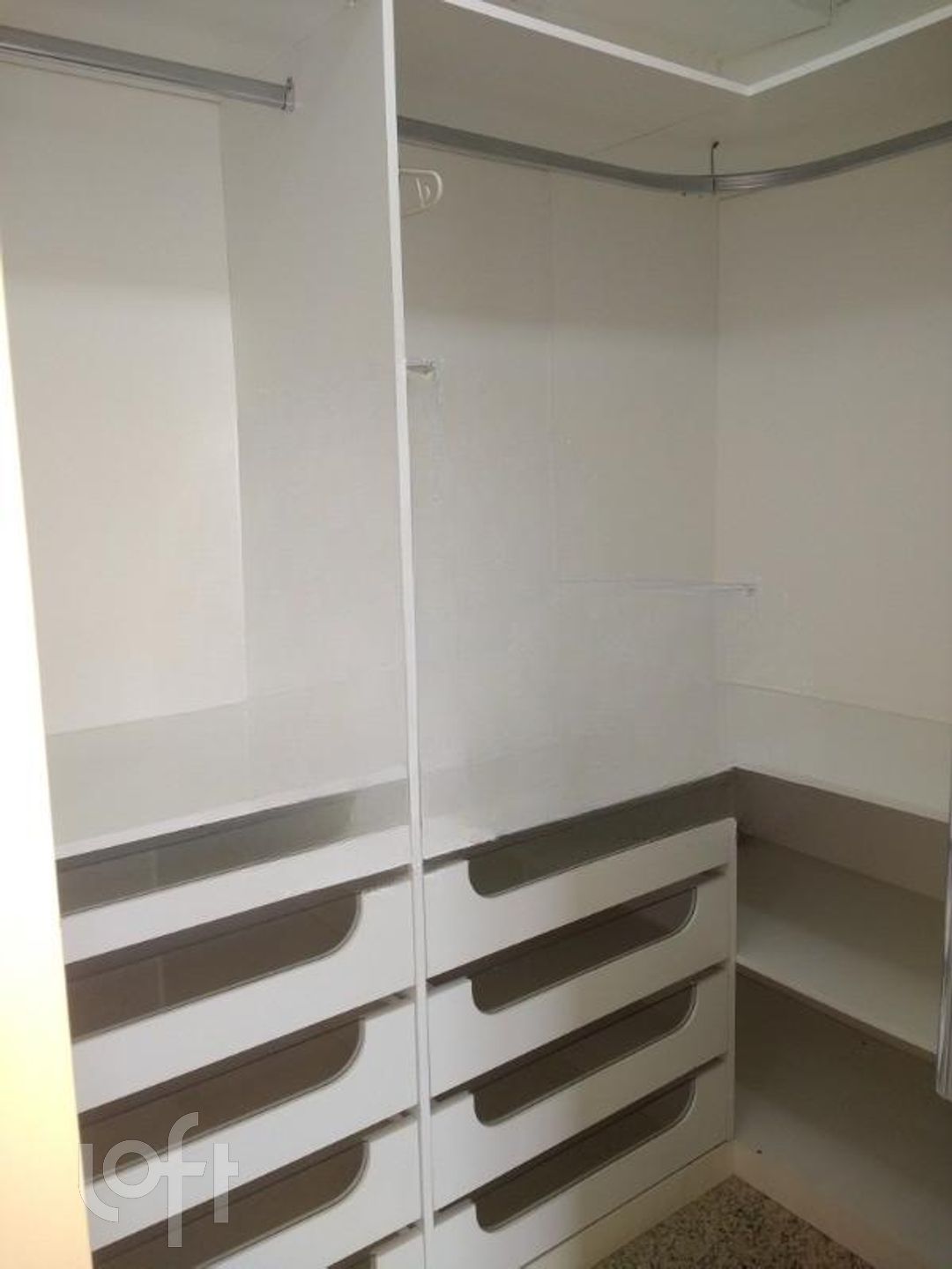 Apartamento à venda com 3 quartos, 105m² - Foto 11