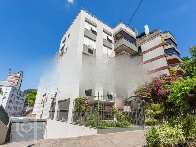 Apartamento com 120m², 3 dormitórios, 1 suíte, 2 vagas, Higienópolis em Porto Alegre