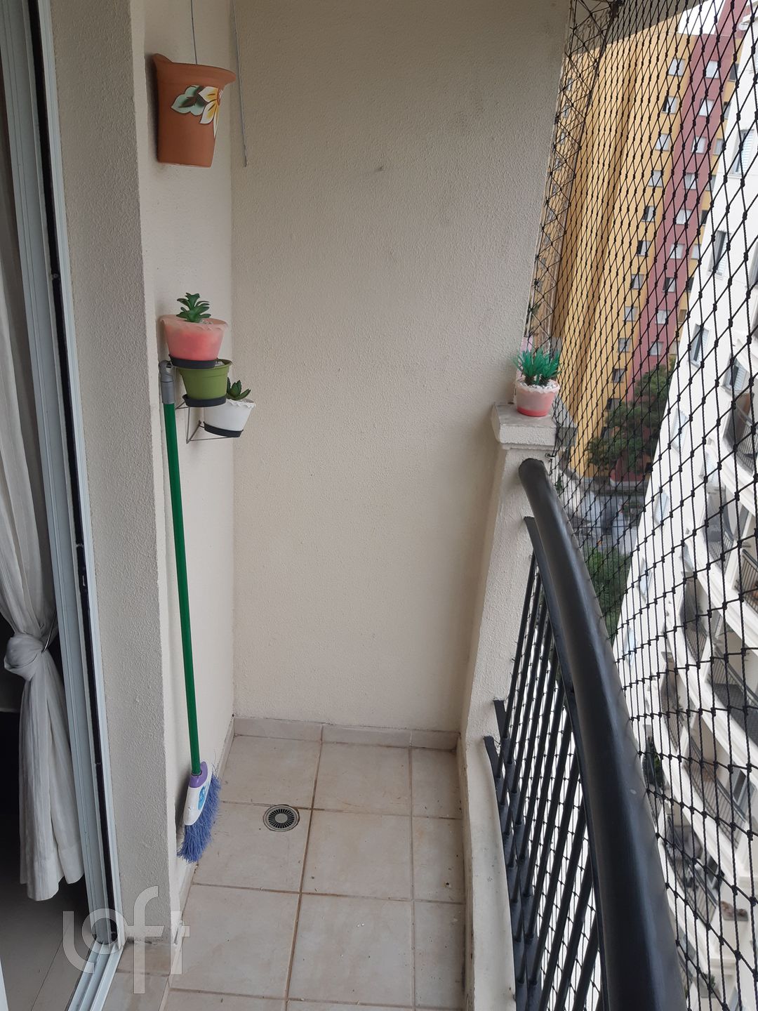 Apartamento à venda com 3 quartos, 67m² - Foto 3