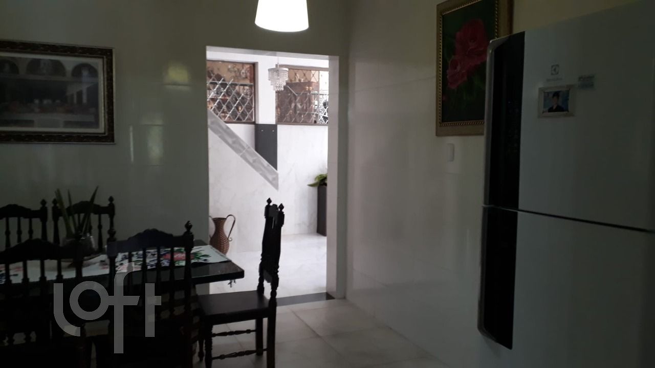 Casa à venda com 5 quartos, 370m² - Foto 6