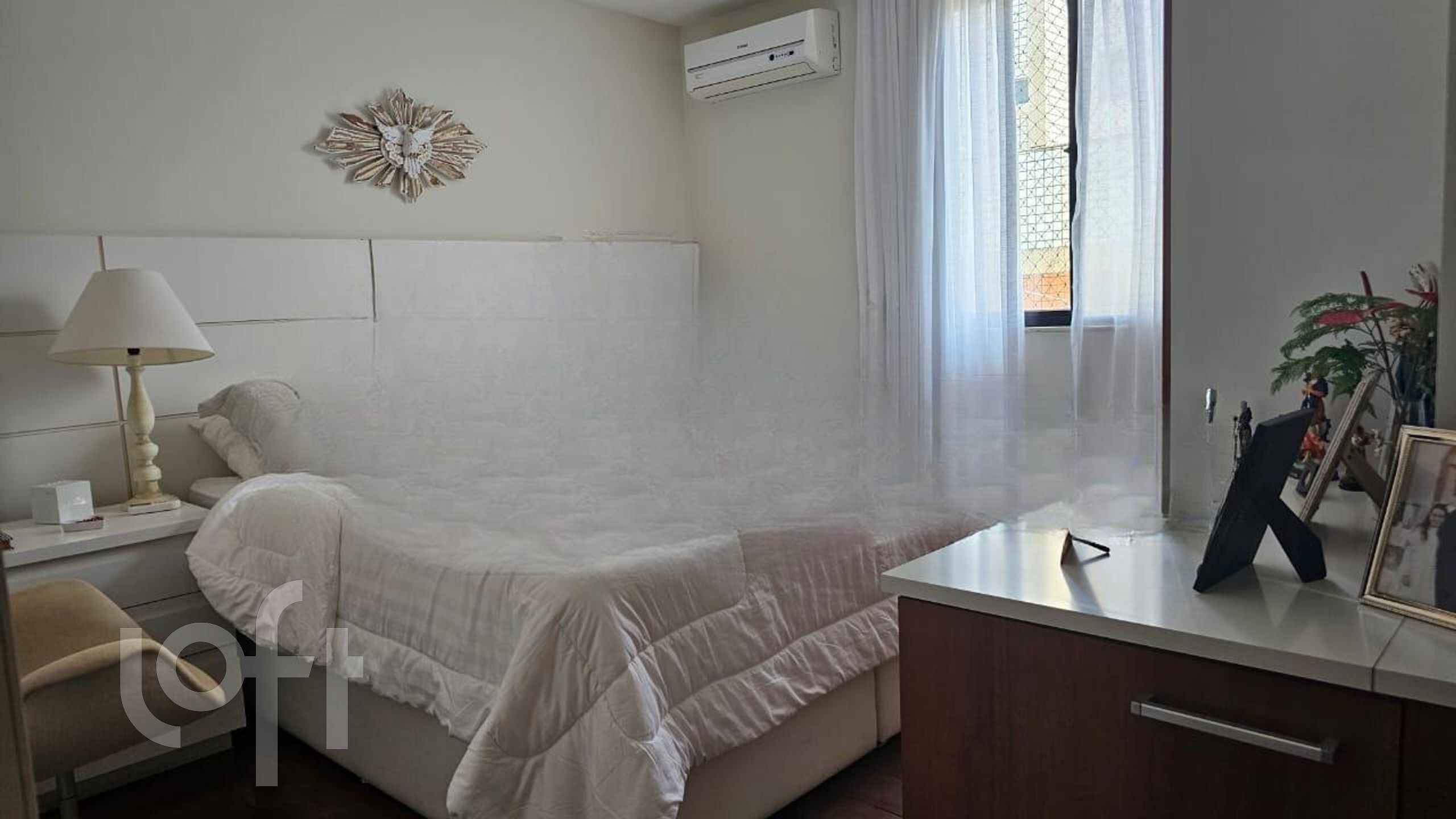 Apartamento à venda com 3 quartos, 180m² - Foto 9