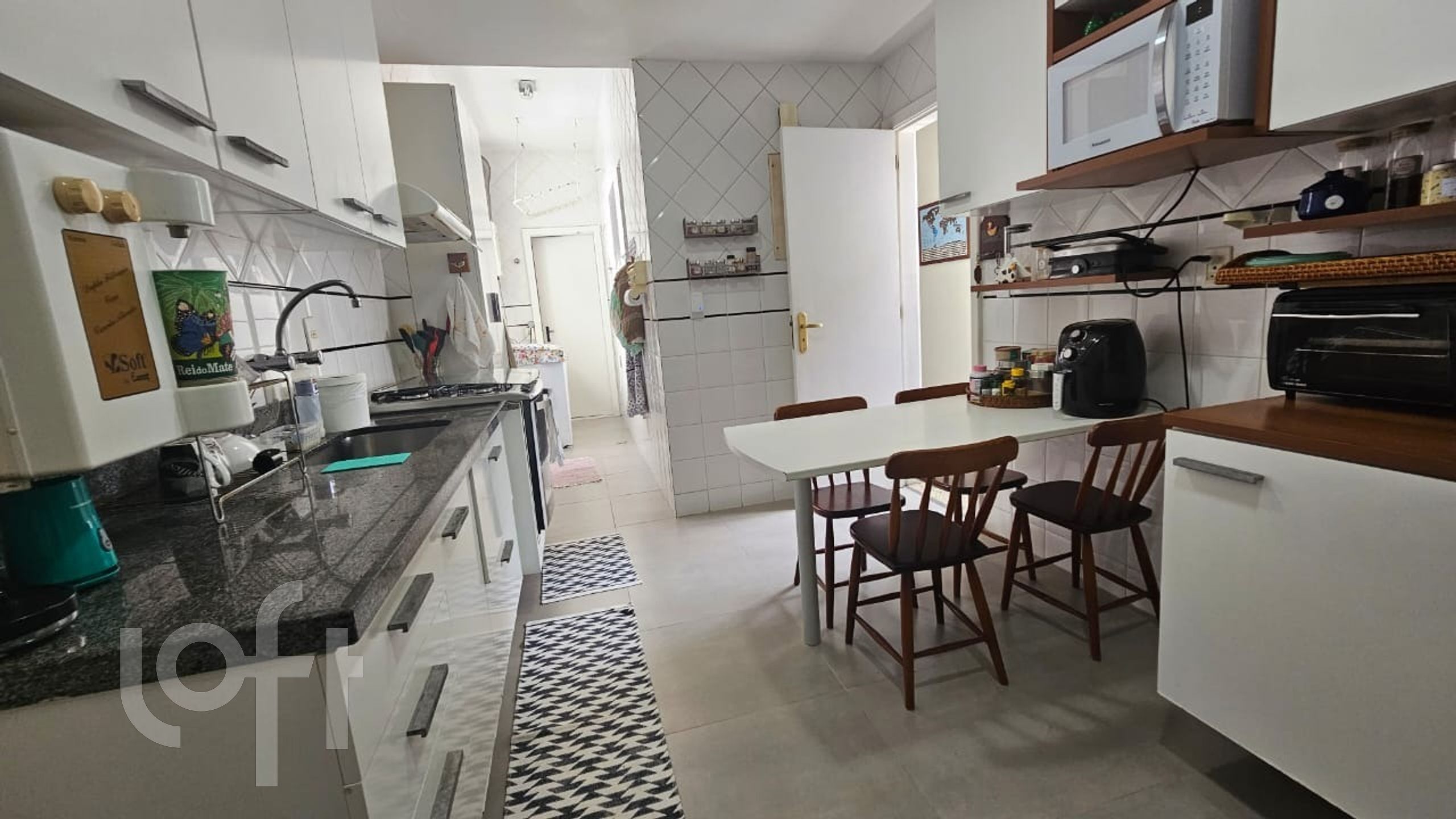 Apartamento à venda com 3 quartos, 180m² - Foto 12