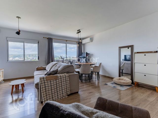 Apartamento com 68m², 3 dormitórios, 1 suíte, 2 vagas, Vila Ipiranga em Porto Alegre
