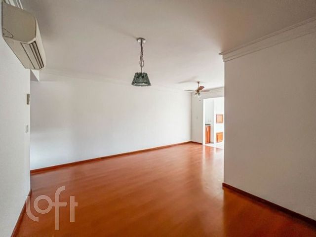 Apartamento com 103m², 3 dormitórios, 1 suíte, 1 vaga, Menino Deus em Porto Alegre