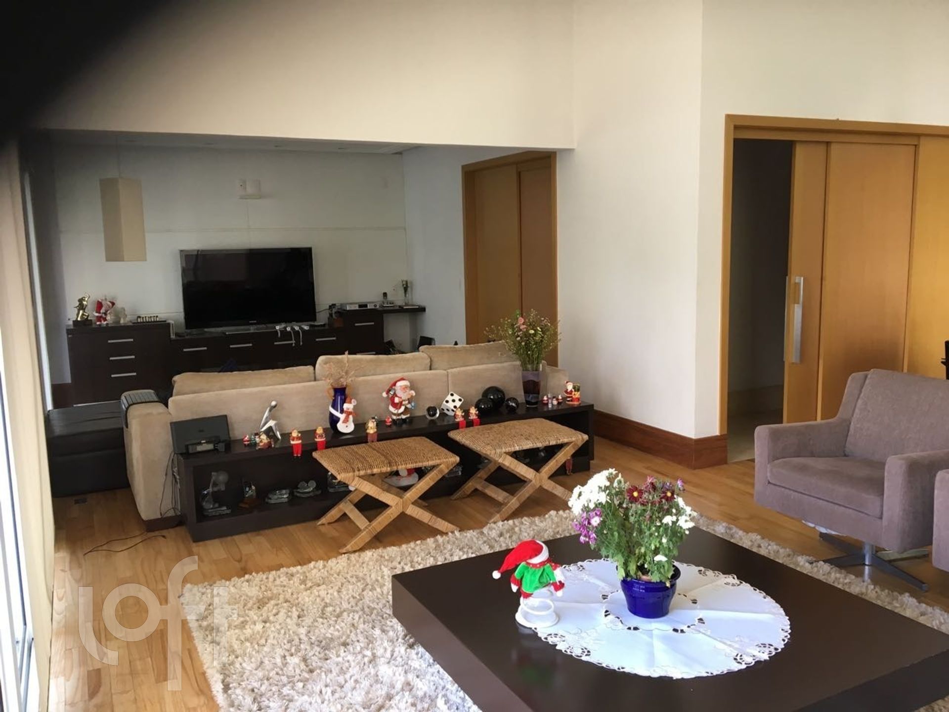 Apartamento à venda com 4 quartos, 298m² - Foto 1