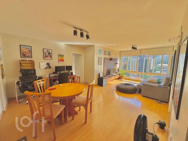 Apartamento com 115m², 3 dormitórios, 2 vagas, Bela Vista em Porto Alegre