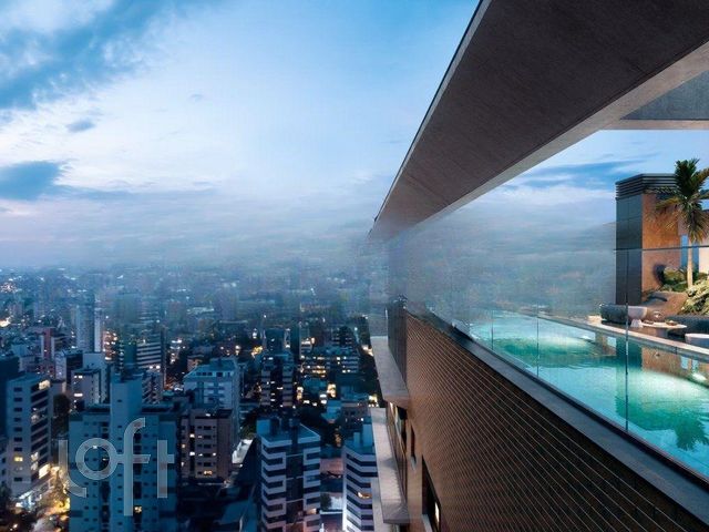 Apartamento com 194m², 3 dormitórios, 3 suítes, 2 vagas, Petrópolis em Porto Alegre