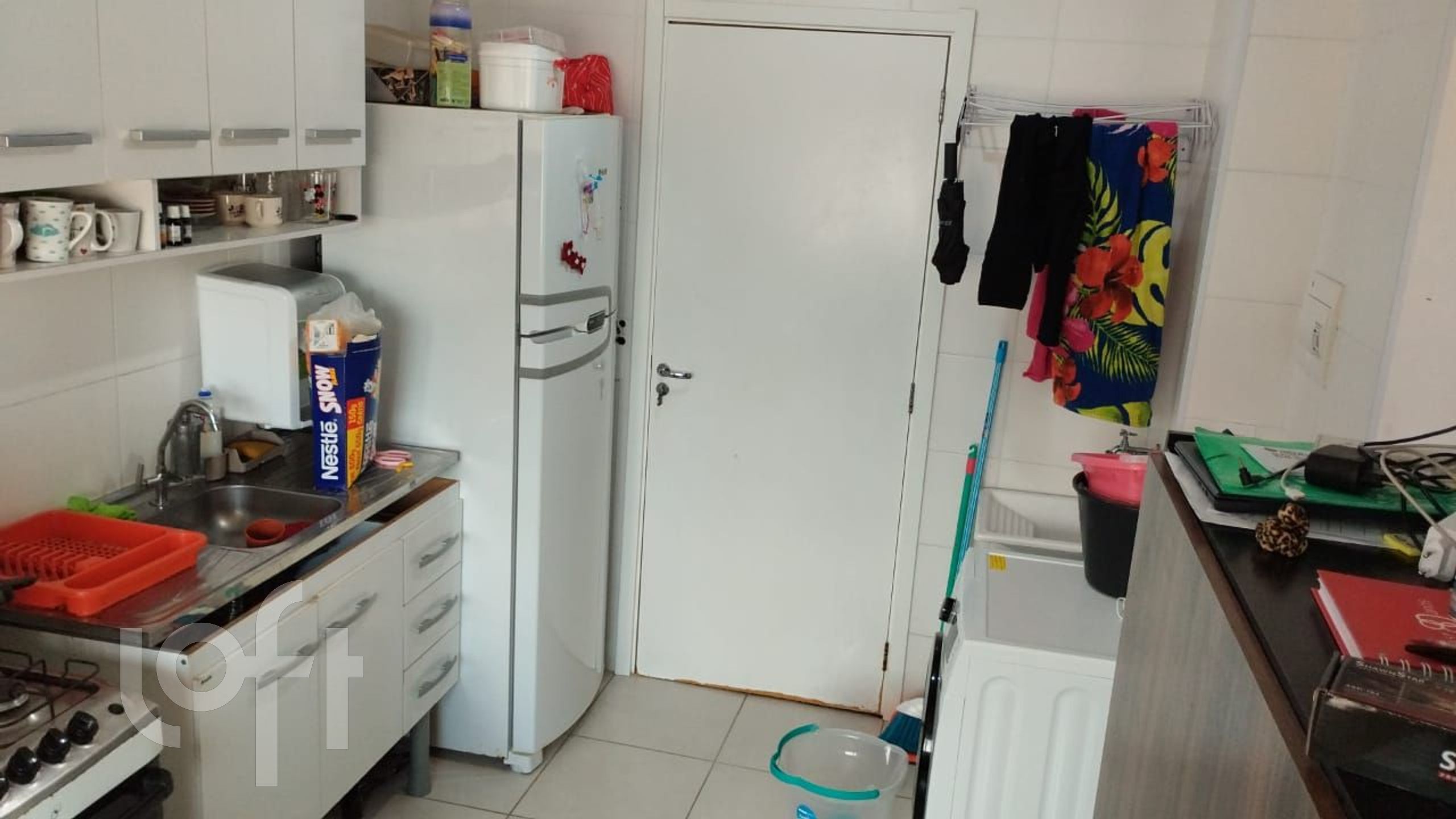 Apartamento à venda com 2 quartos, 33m² - Foto 3