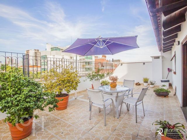 Apartamento com 223m², 3 dormitórios, 1 suíte, 2 vagas, Rio Branco em Porto Alegre