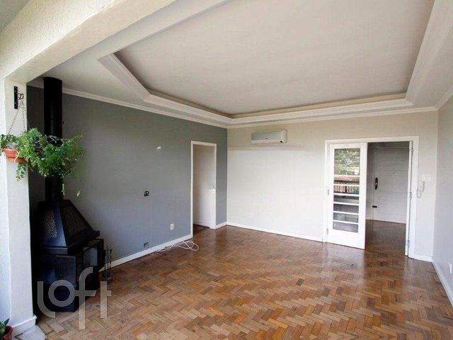 Apartamento com 69m², 3 dormitórios, 1 vaga, Petrópolis em Porto Alegre