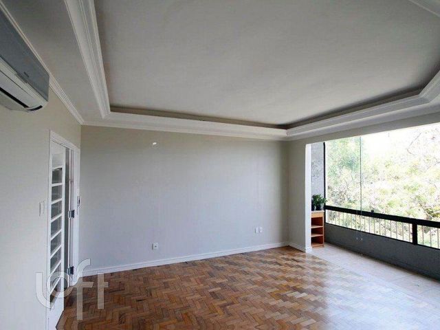 Apartamento com 69m², 3 dormitórios, 1 vaga, Petrópolis em Porto Alegre