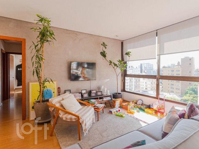 Apartamento com 184m², 2 dormitórios, 1 suíte, 2 vagas, Rio Branco em Porto Alegre