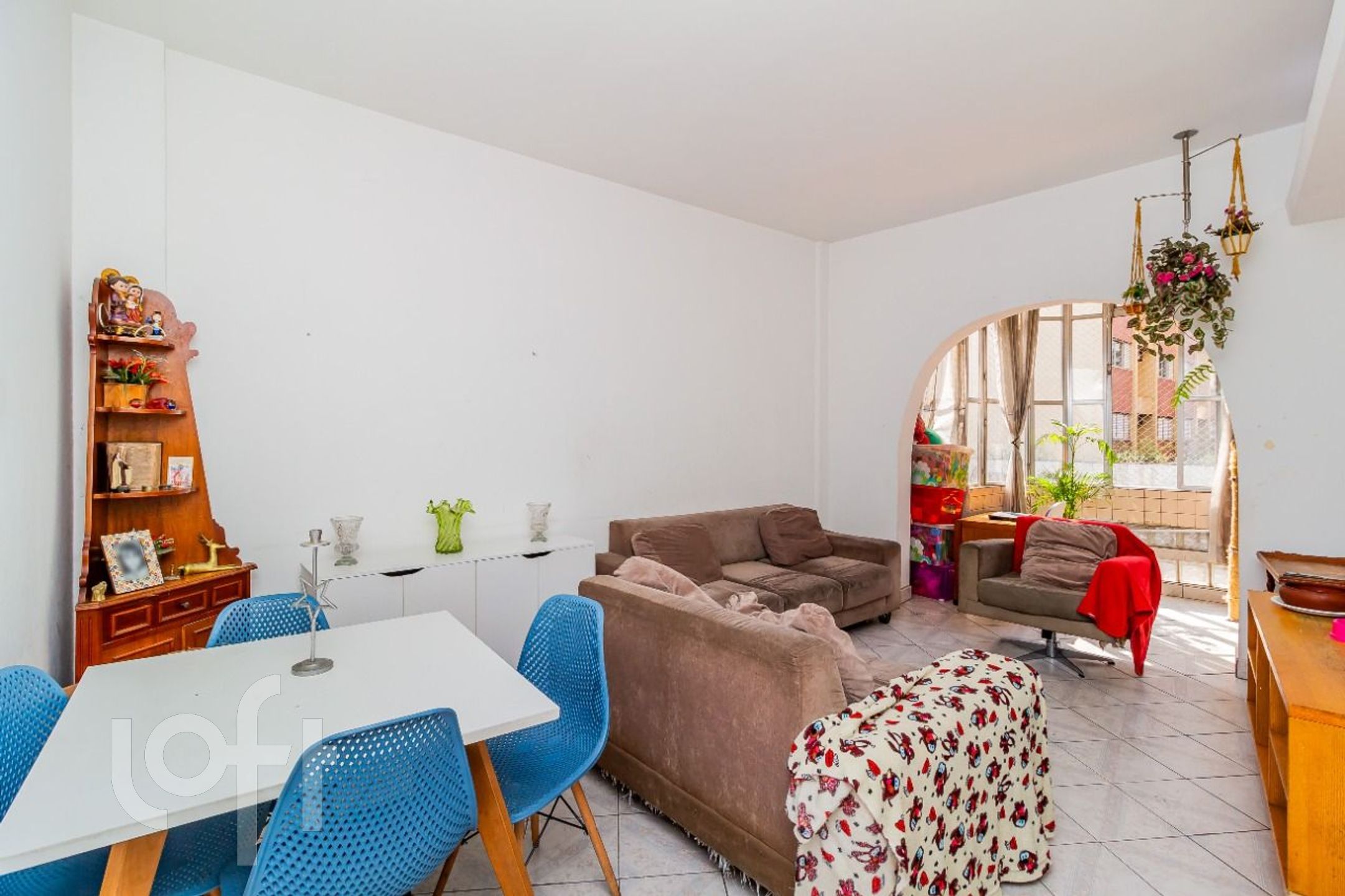 Apartamento à venda com 2 quartos, 113m² - Foto 2