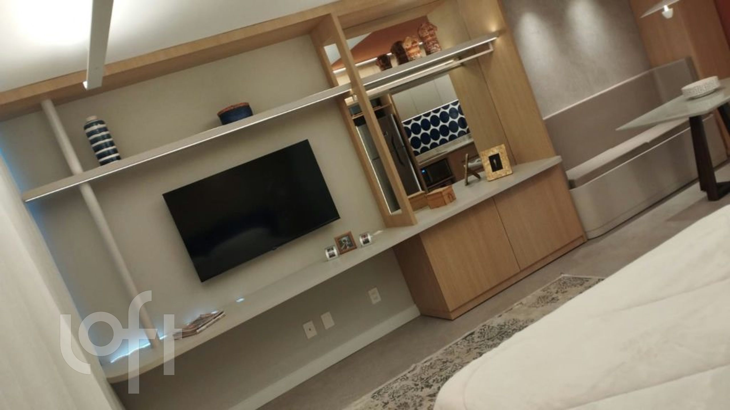 Apartamento com 28m², 1 dormitório, Três Figueiras em Porto Alegre