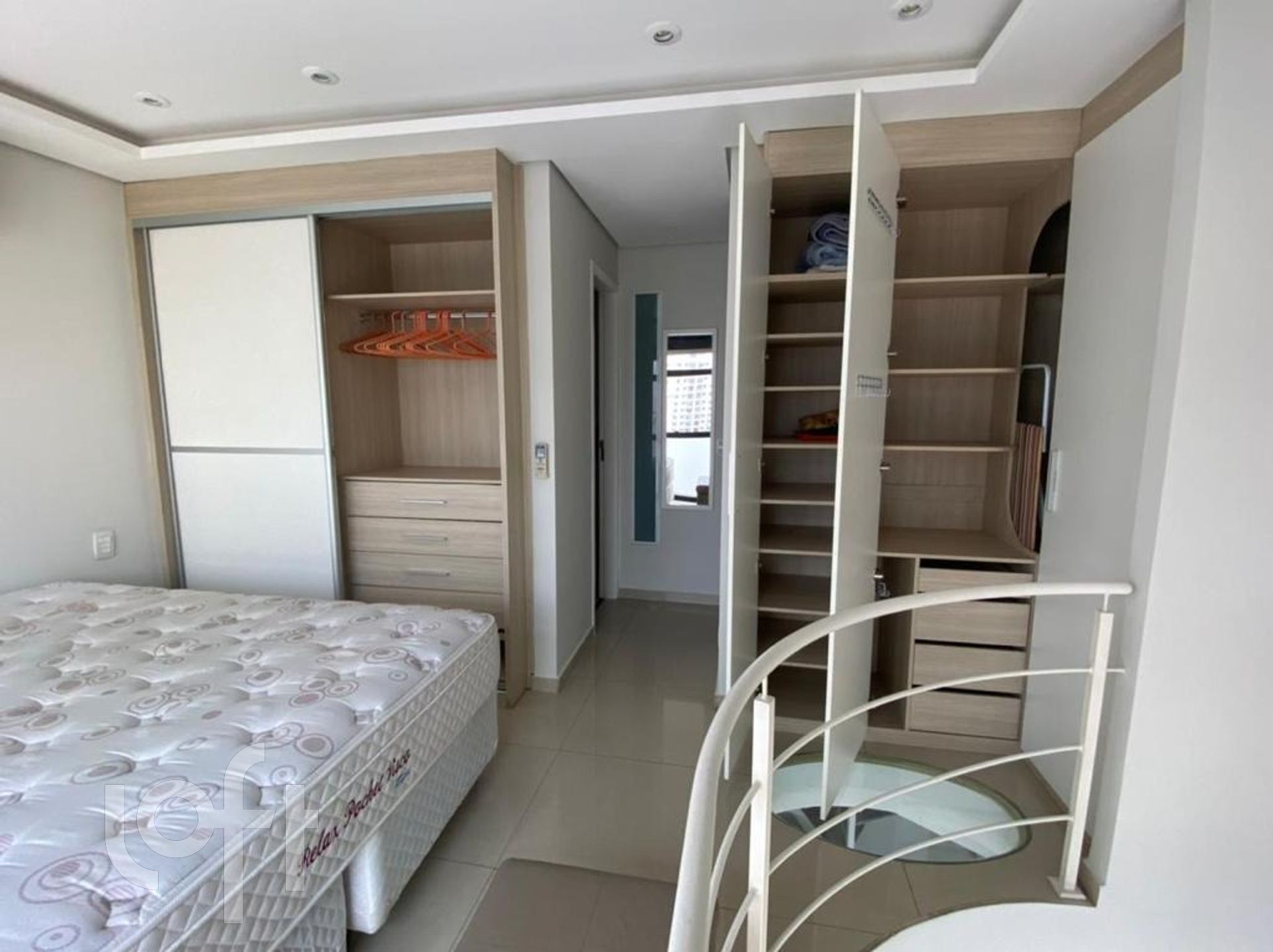 Apartamento à venda com 1 quarto, 50m² - Foto 13