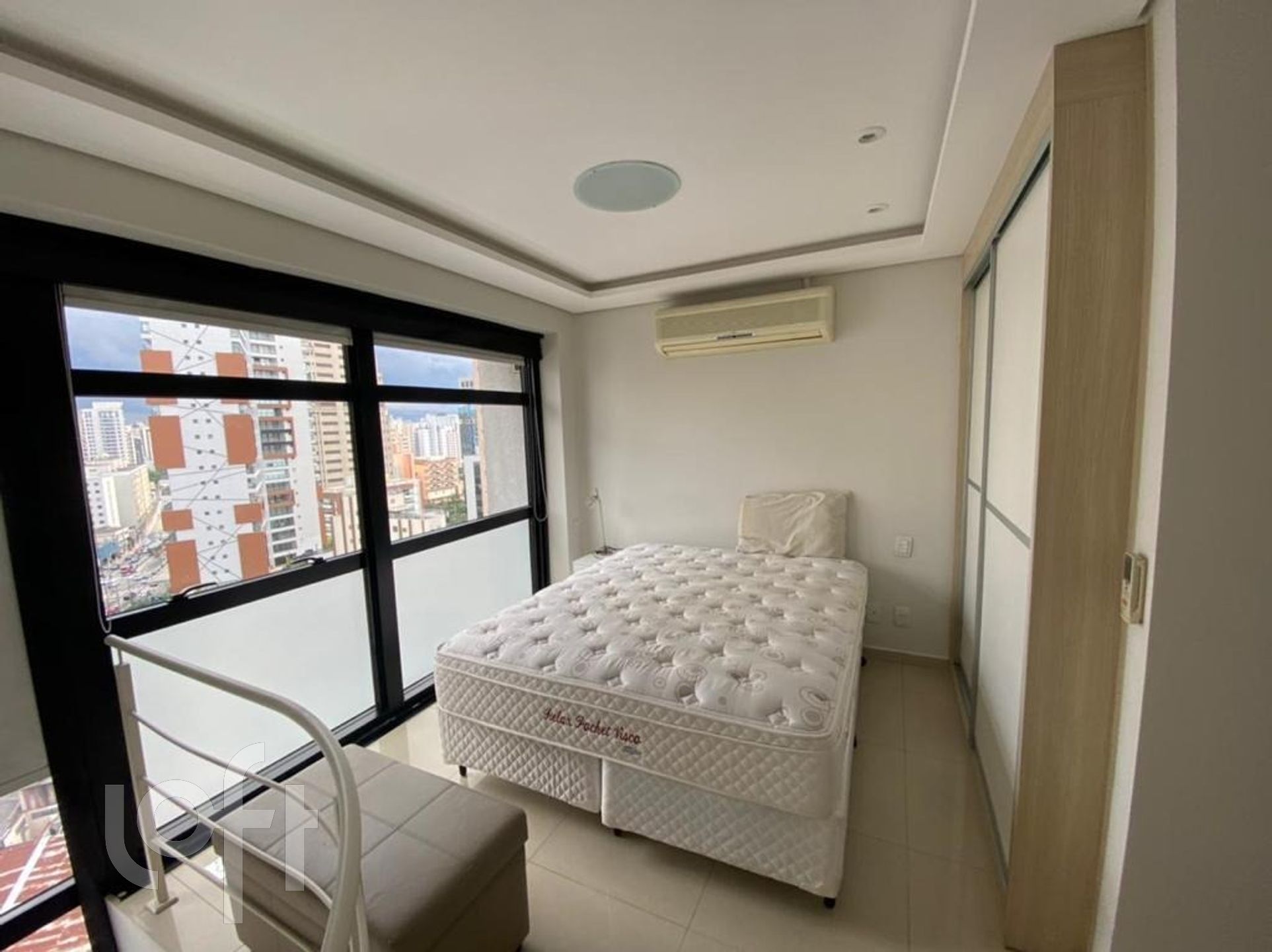 Apartamento à venda com 1 quarto, 50m² - Foto 9