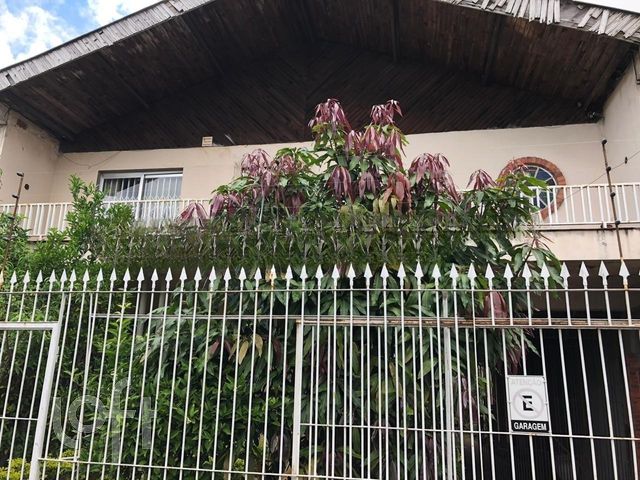 Casa com 398m², 4 dormitórios, 2 vagas, Cristo Redentor em Porto Alegre