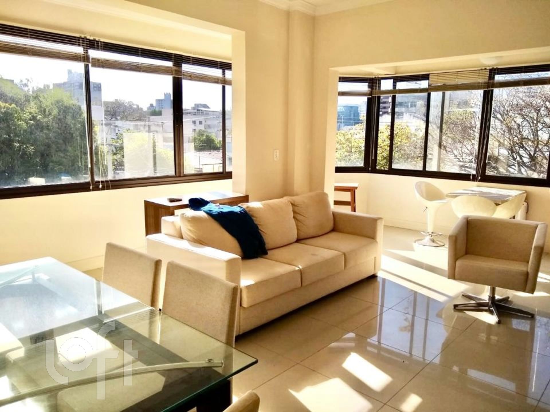 Apartamento com 120m², 3 dormitórios, 1 suíte, 2 vagas, Santana em Porto Alegre