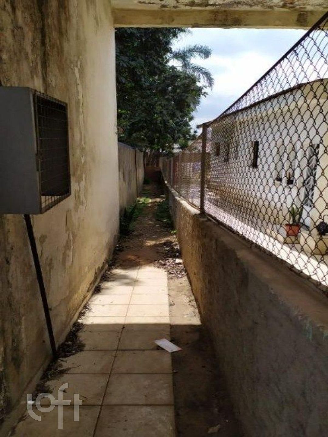 Casa à venda com 2 quartos, 400m² - Foto 11