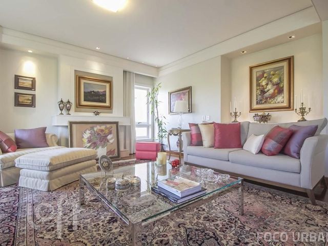 Apartamento com 304m², 3 dormitórios, 3 suítes, 4 vagas, Bela Vista em Porto Alegre