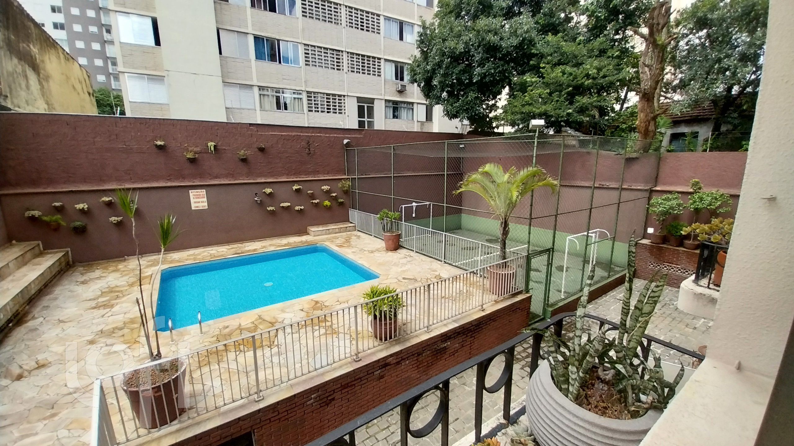 Apartamento à venda com 2 quartos, 65m² - Foto 23