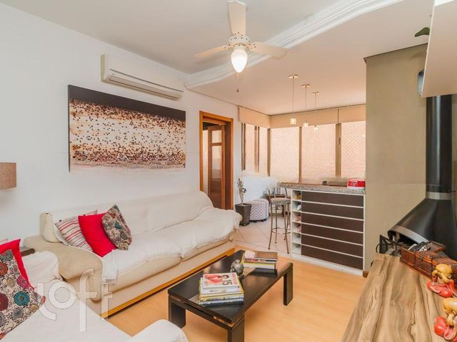Apartamento com 83m², 2 dormitórios, 1 suíte, 1 vaga, Vila Ipiranga em Porto Alegre