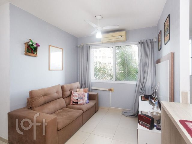 Apartamento com 70m², 3 dormitórios, 1 suíte, 1 vaga, Vila Ipiranga em Porto Alegre